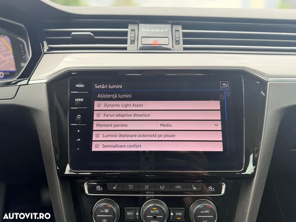 Volkswagen Passat 2.0 TDI DSG Highline - 23