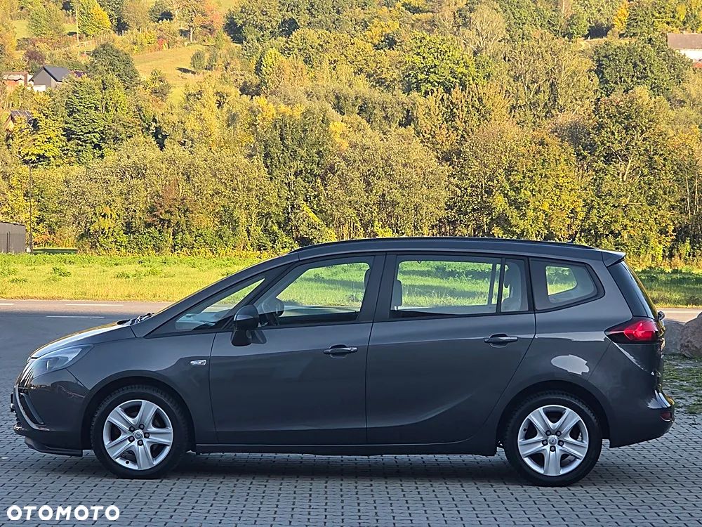 Opel Zafira - 10