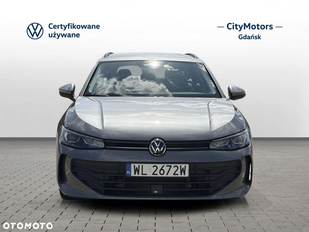 Volkswagen Passat - 9