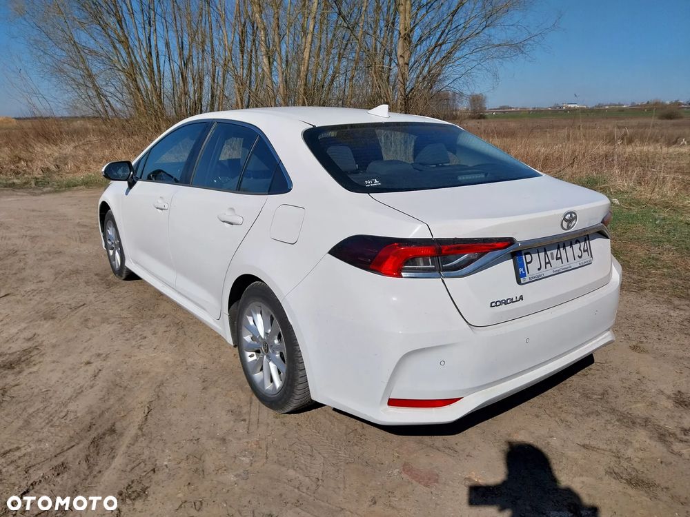 Toyota Corolla 1.6 Active - 3