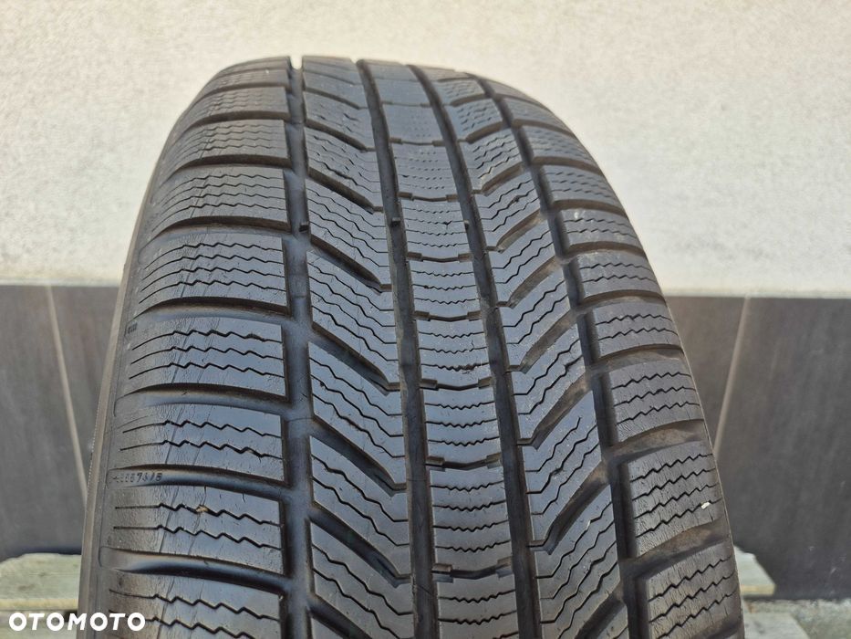 1x OPONA ZIMOWA 235/55/18 CONTINENTAL Winter Cont. 100H 7,5MM