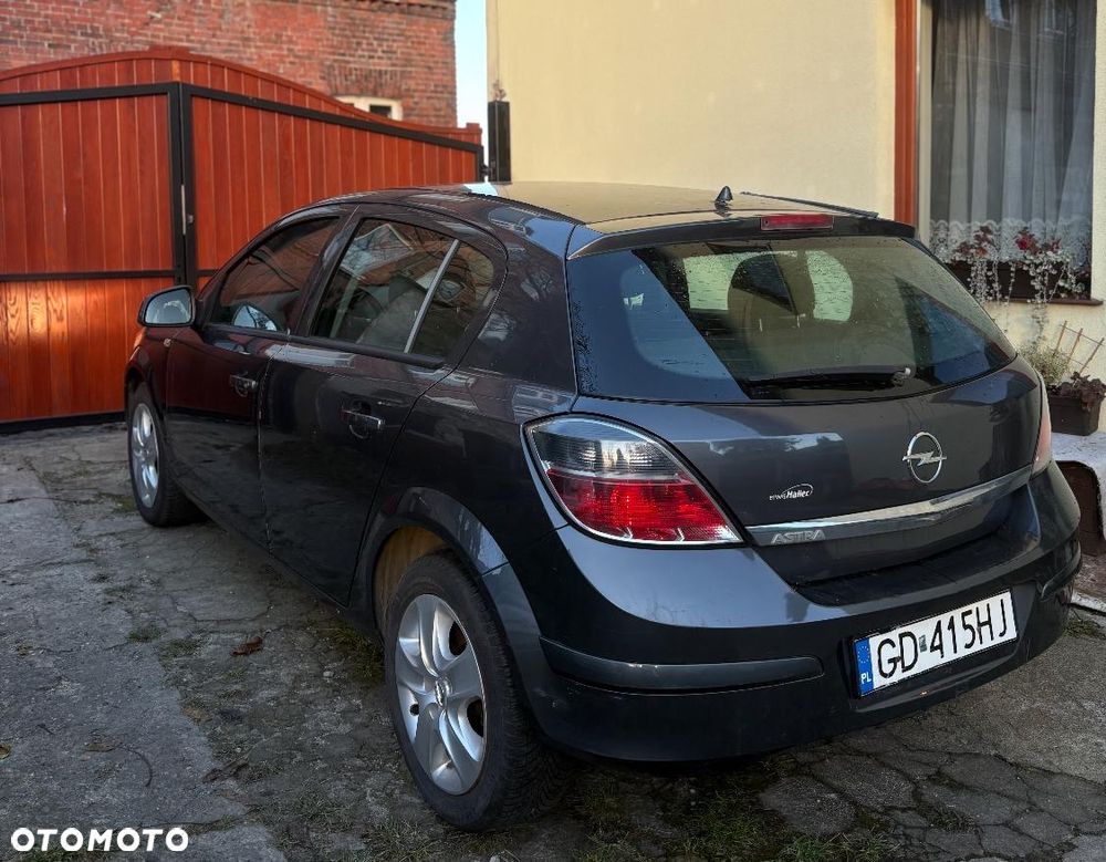 Opel Astra - 1