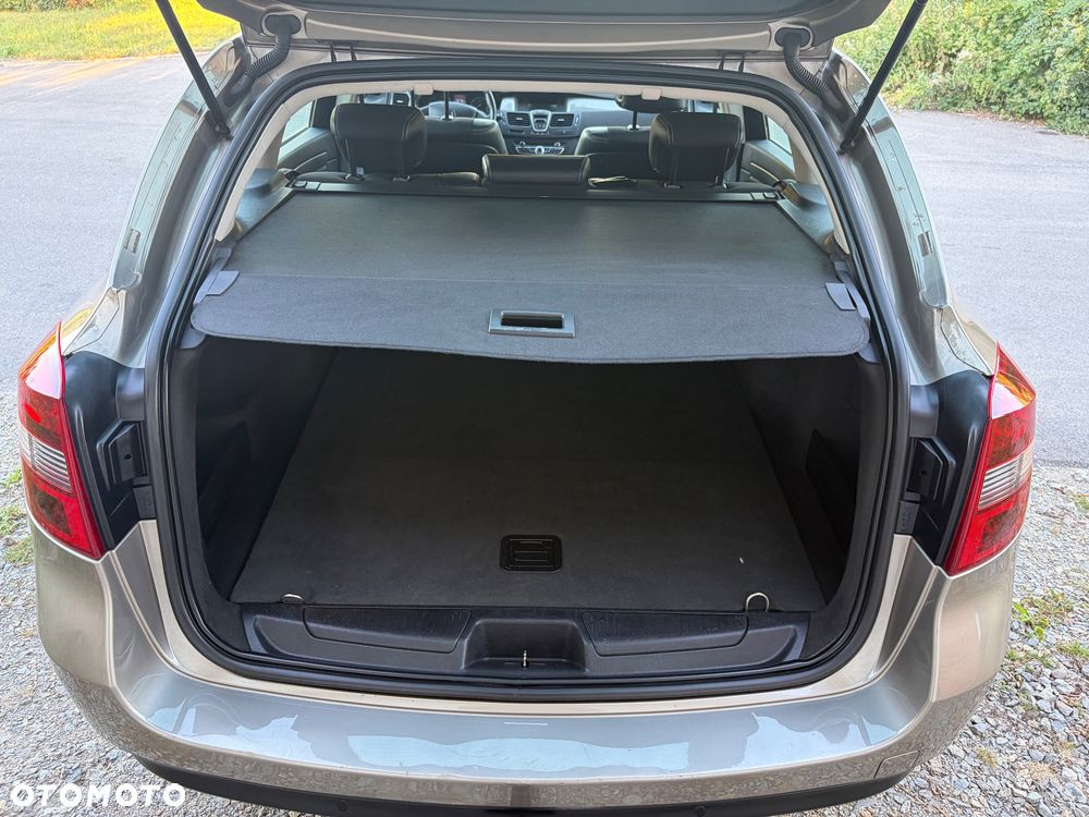 Renault Laguna dCi 110 FAP Expression - 24