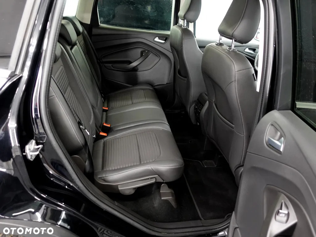 Ford Kuga 2.0 TDCi FWD Titanium - 9