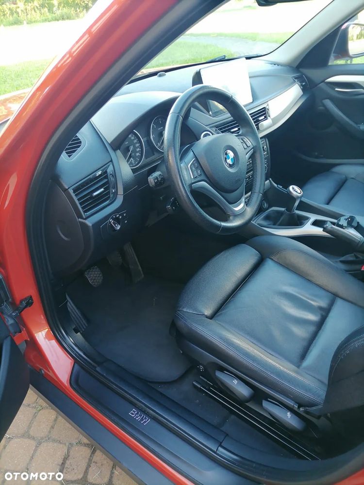 BMW X1 sDrive16d - 13