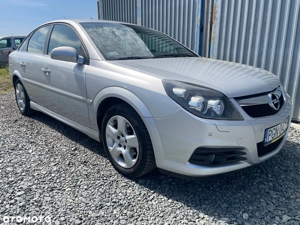 Opel Vectra 1.8 GTS - 4