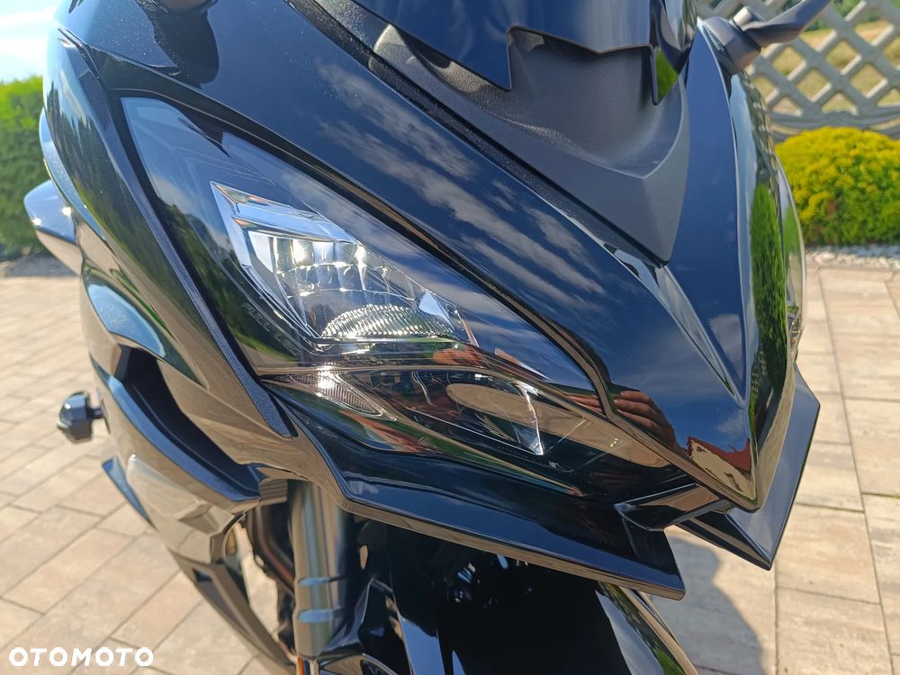 Kawasaki Ninja 1000 SX - 15