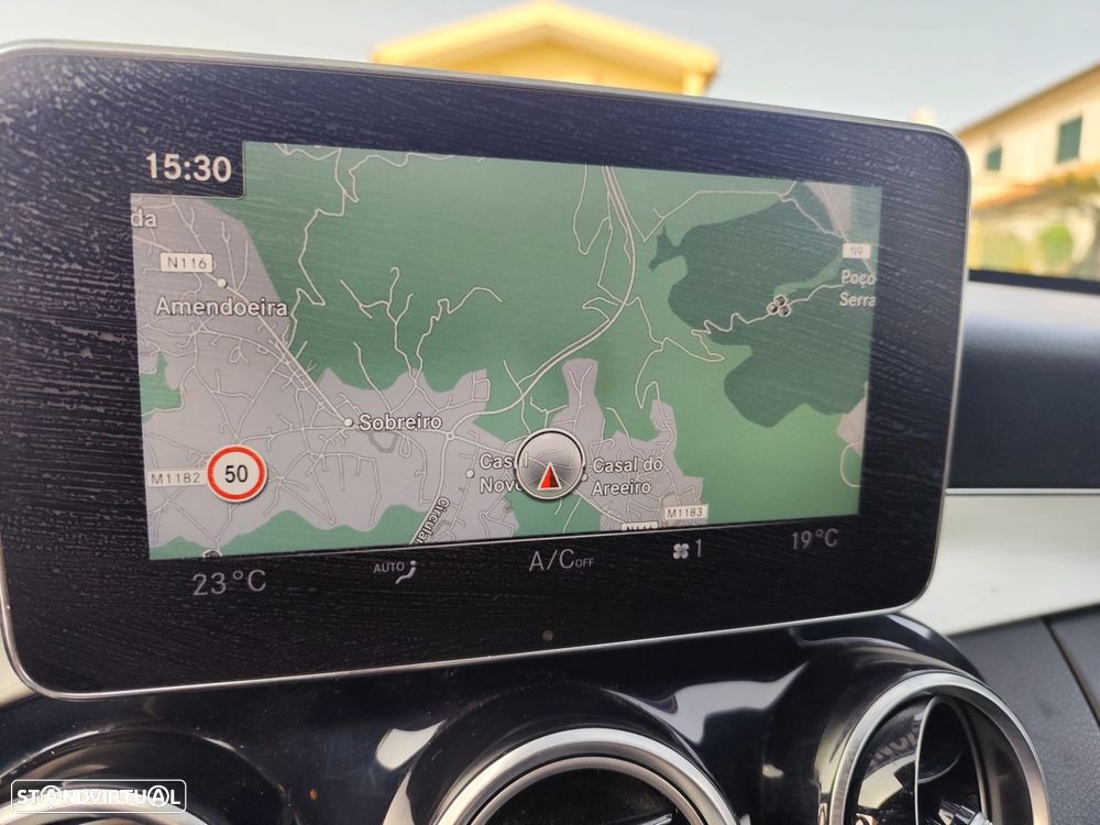 Mercedes-Benz C 300 h AMG Line - 11