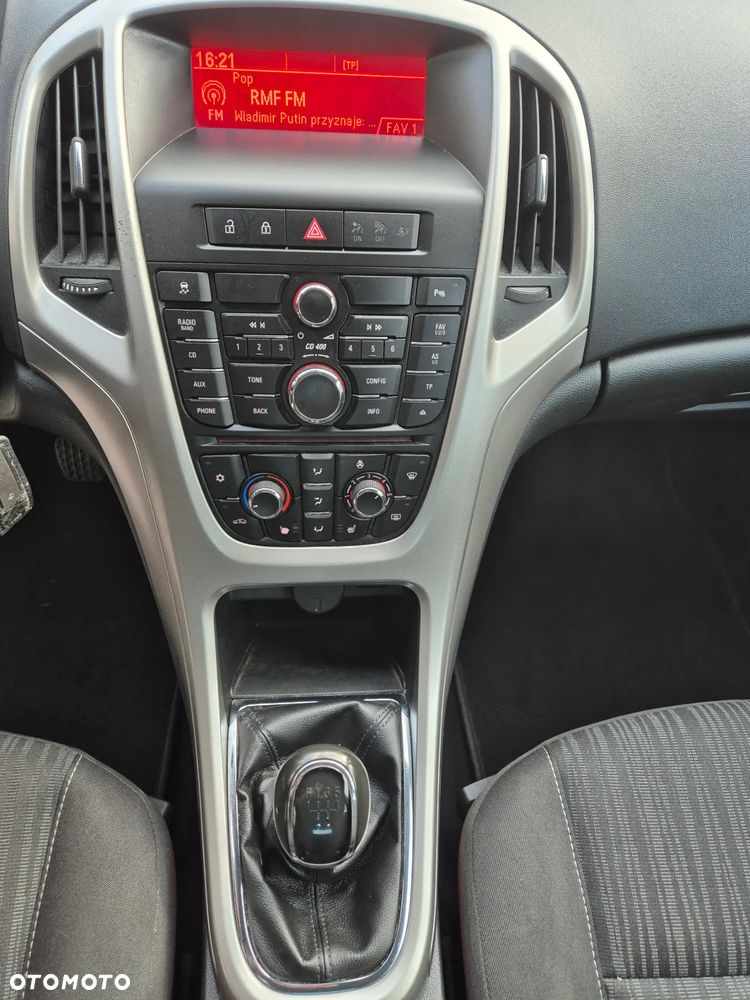 Opel Astra IV 1.4 Cosmo - 3