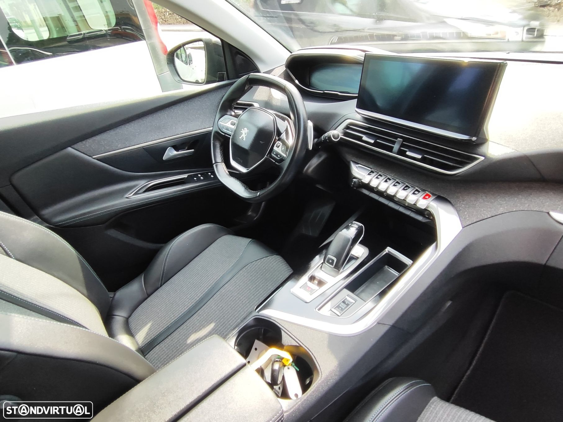 Peugeot 3008 1.5 BlueHDi Allure Pack EAT8 - 14