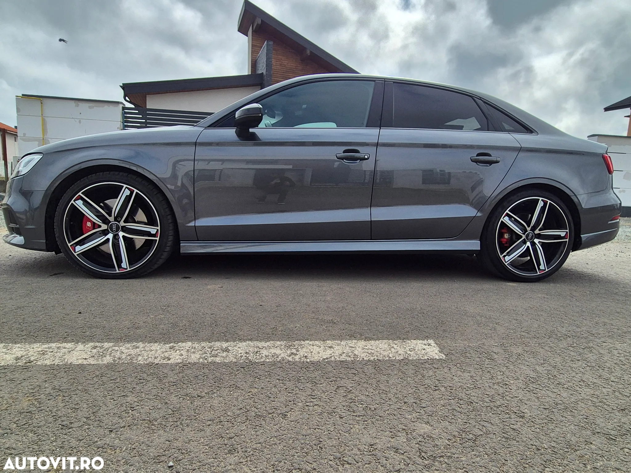 Audi S3 TFSI Limousine quattro S tronic - 3