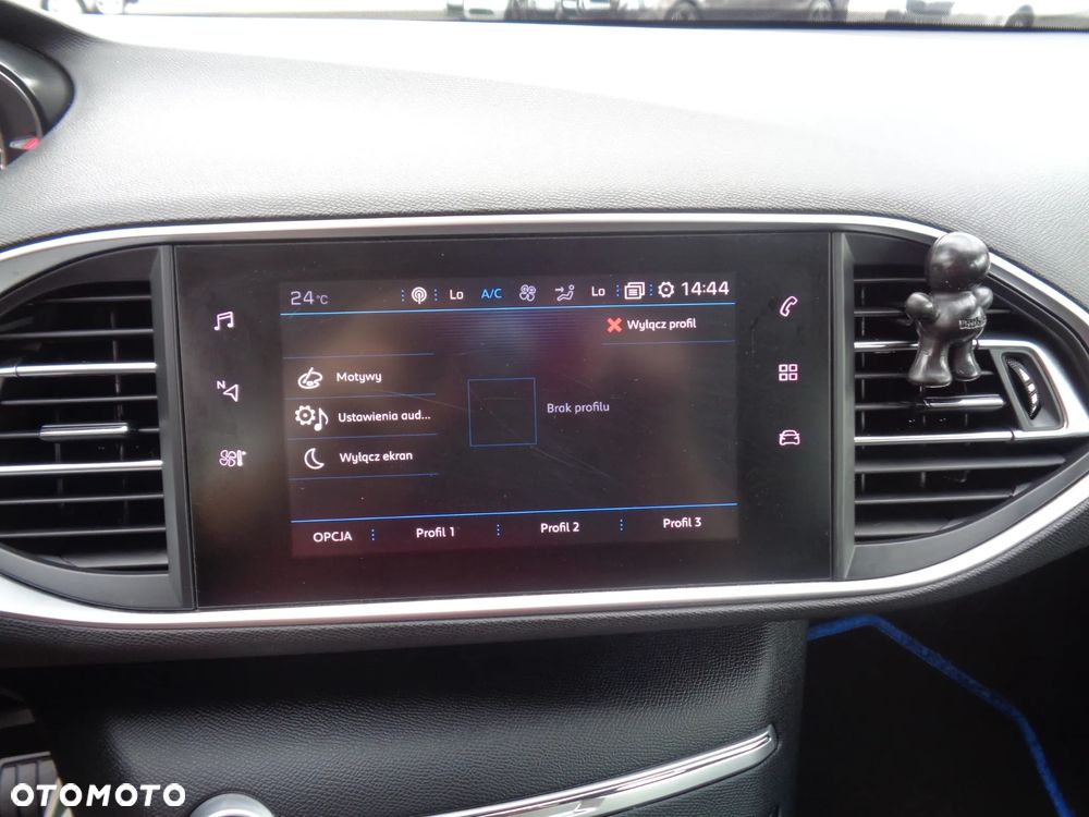 Peugeot 308 BlueHDi 130 EAT8 Stop & Start Active Business-Paket - 25