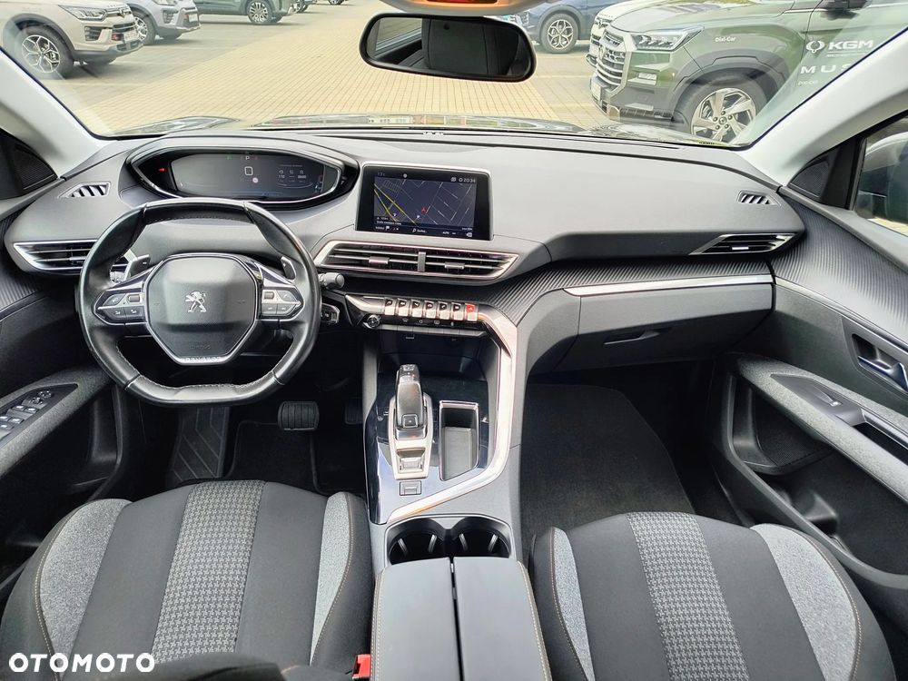 Peugeot 5008 1.2 PureTech Active S&S EAT6 - 20