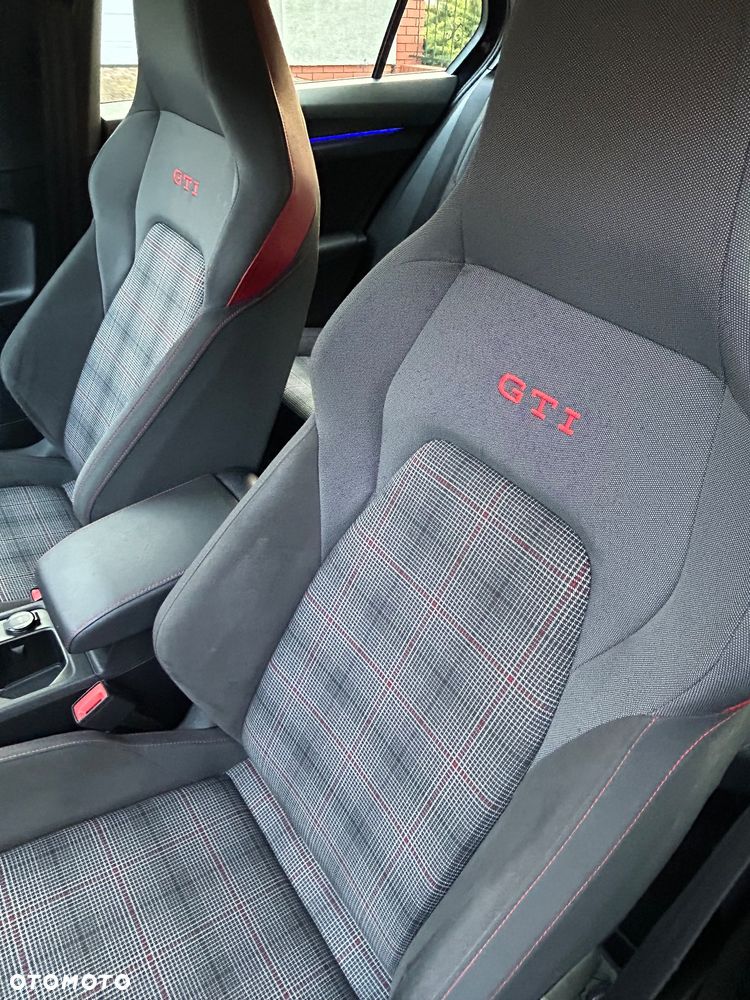 Volkswagen Golf 2.0 TSI OPF DSG GTI - 20