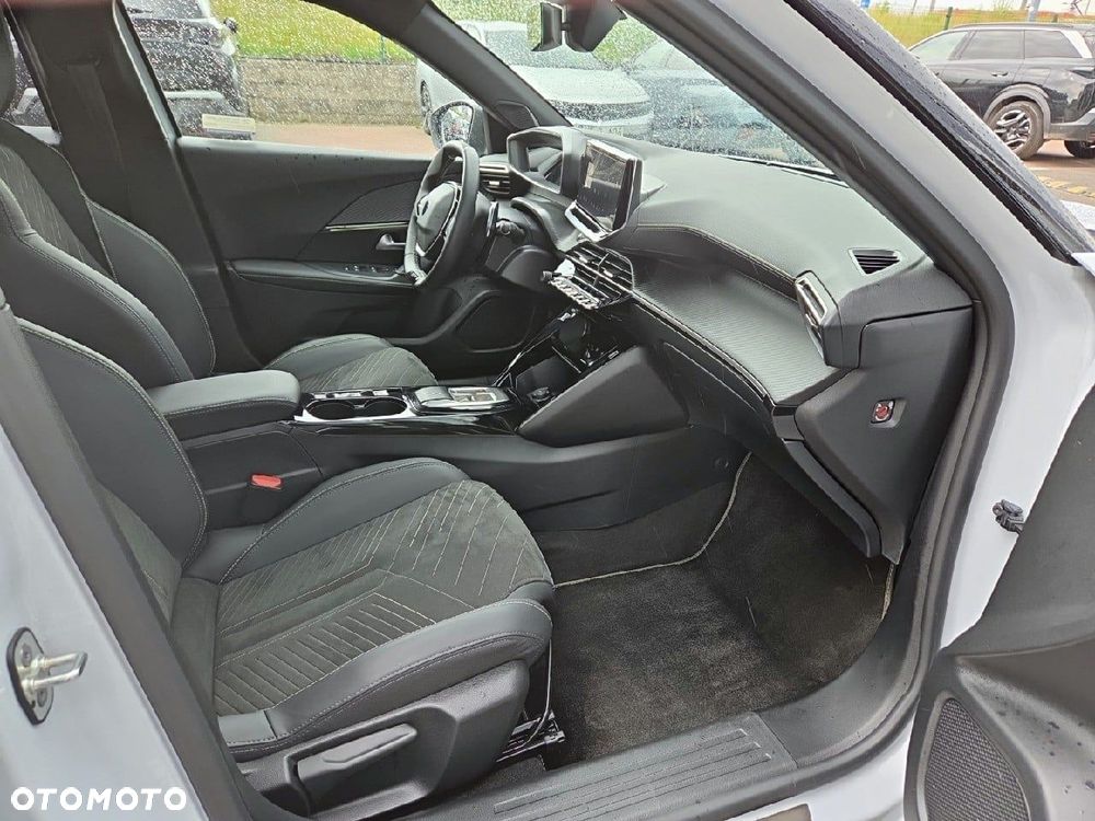 Peugeot 2008 1.2 PureTech GT S&S EAT8 - 12