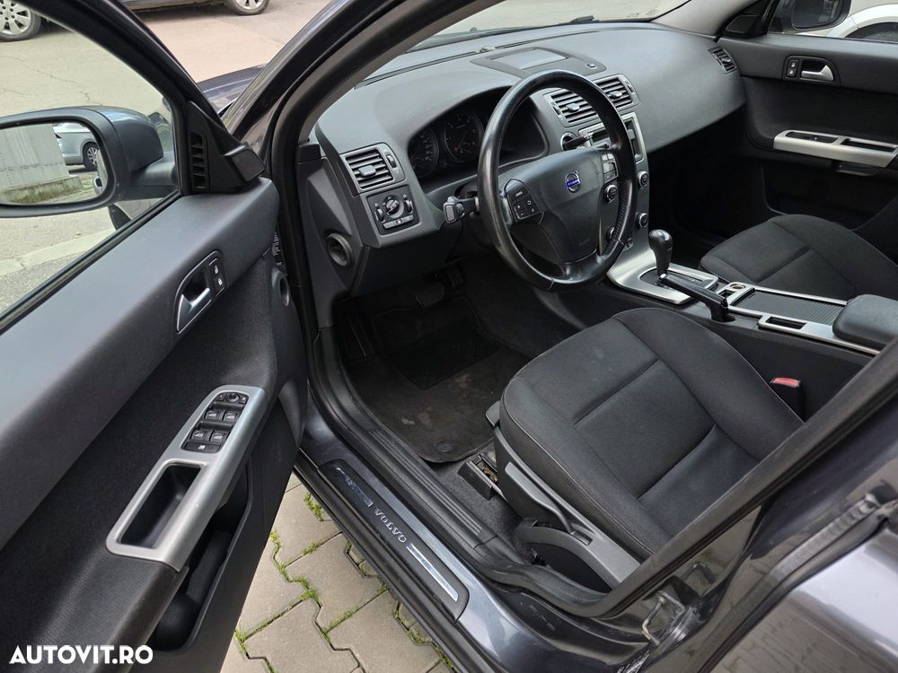 Volvo V50 - 9