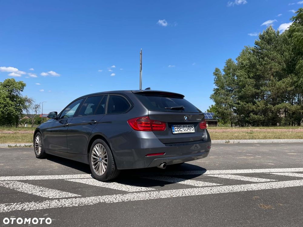BMW Seria 3 318d - 4