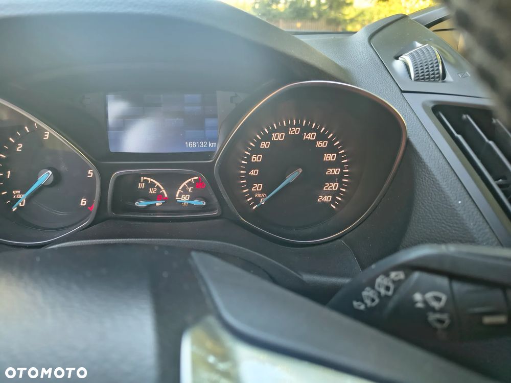 Ford Kuga 2.0 TDCi 2x4 Titanium - 10