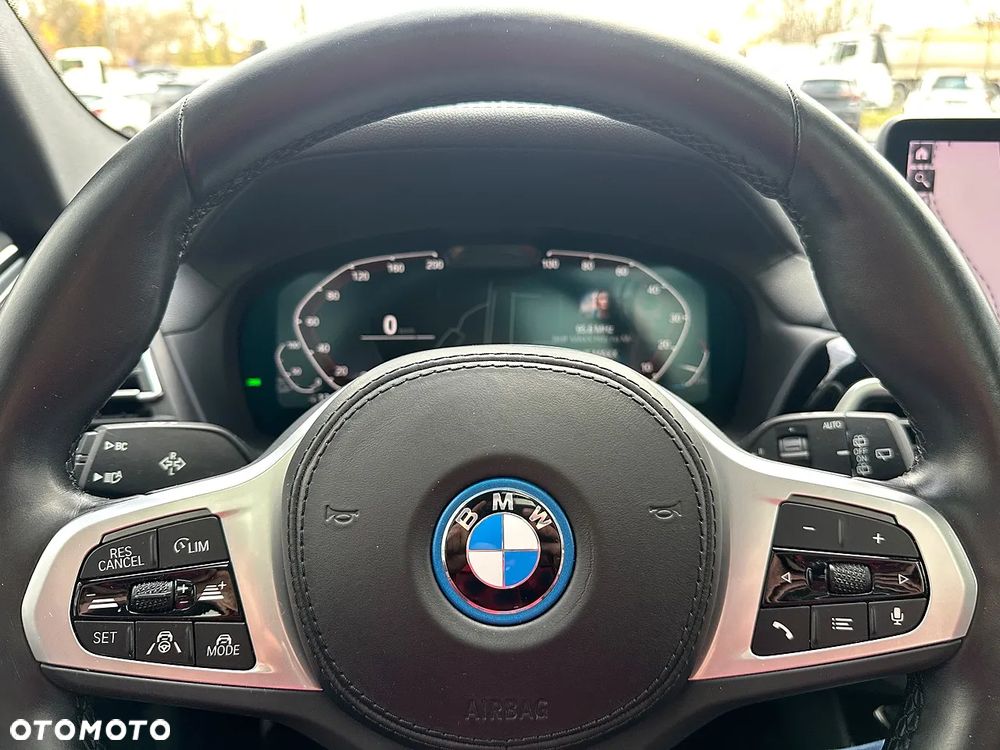 BMW iX3 80kWh Inspiring - 26