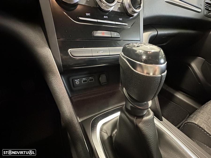 Renault Mégane Sport Tourer 1.5 Blue dCi Limited C/PM+Pneu - 23