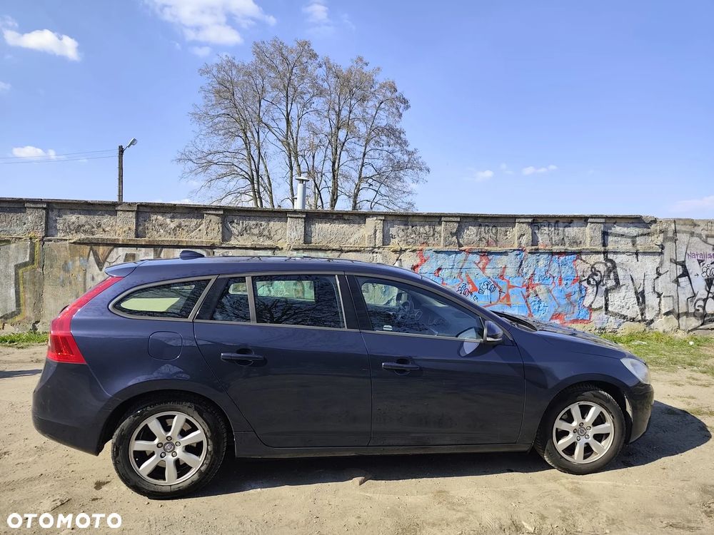 Volvo V60 D2 - 5