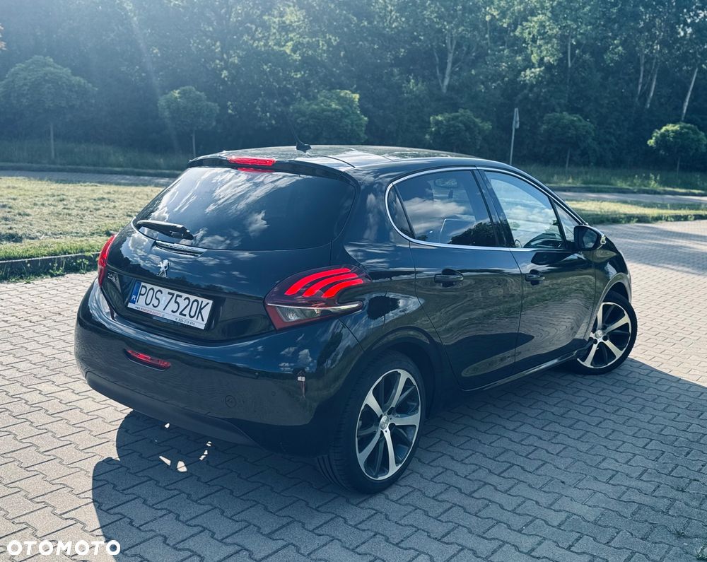 Peugeot 208 PureTech 110 Stop & Start EAT6 Allure - 3
