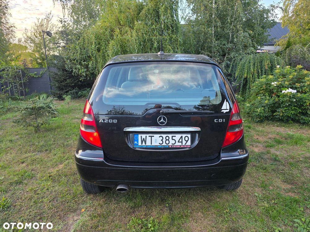 Mercedes-Benz Klasa A 200 CDI Autotronic Avantgarde - 15