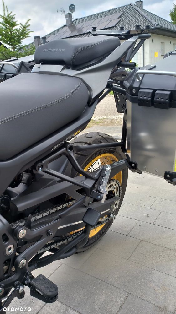 QJMOTOR SRT900SX - 5