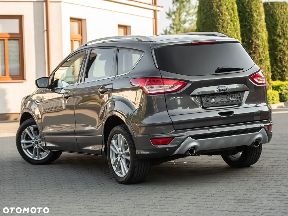 Ford Kuga 2.0 TDCi 4x4 Titanium - 9