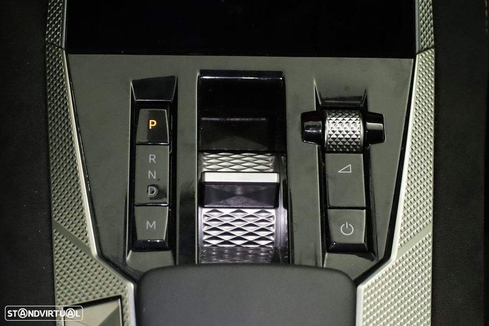 DS DS4 4 1.2 PureTech Performance Line EAT8 - 15