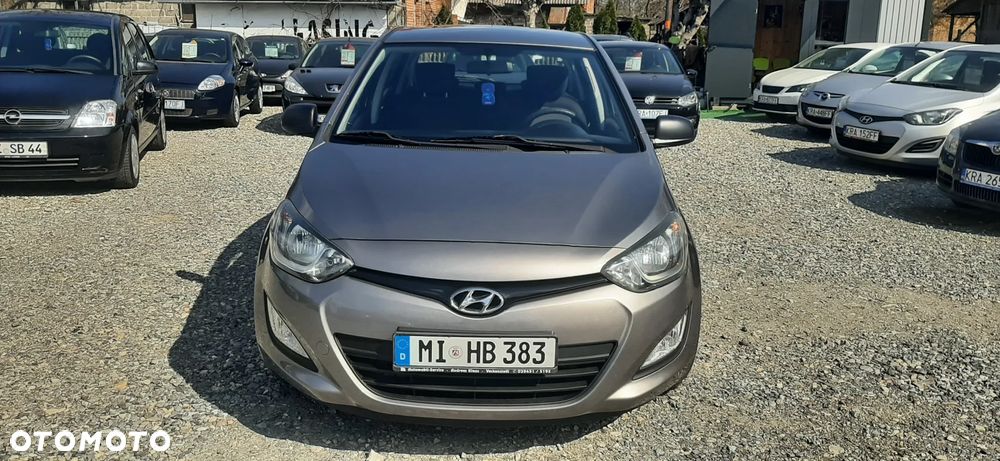 Hyundai i20 - 8