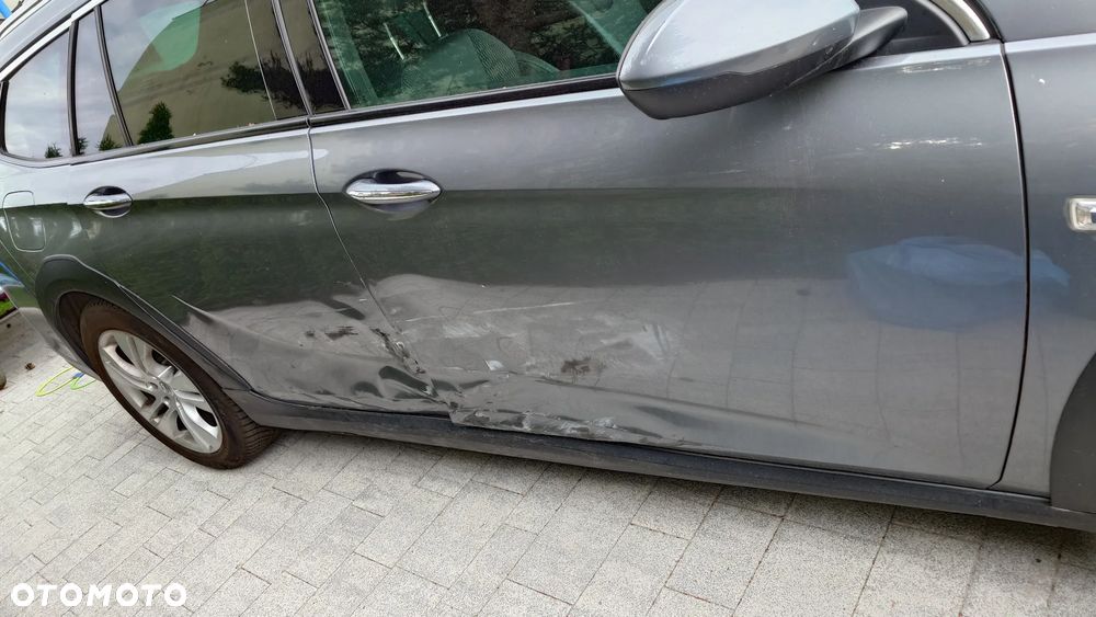 Opel Insignia 2.0 CDTI 4x4 Innovation S&S - 30