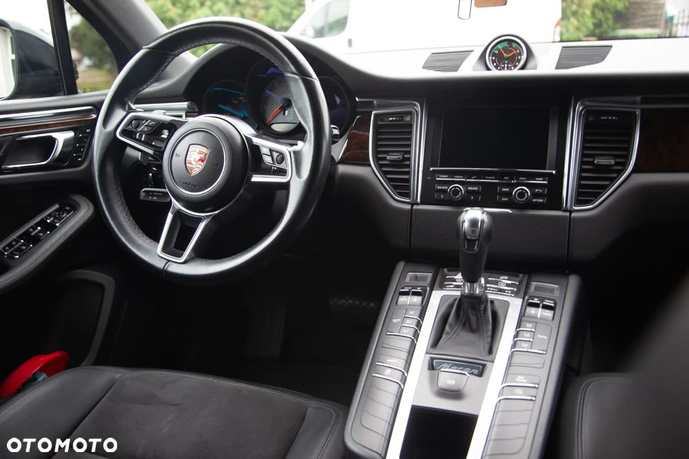 Porsche Macan S - 12