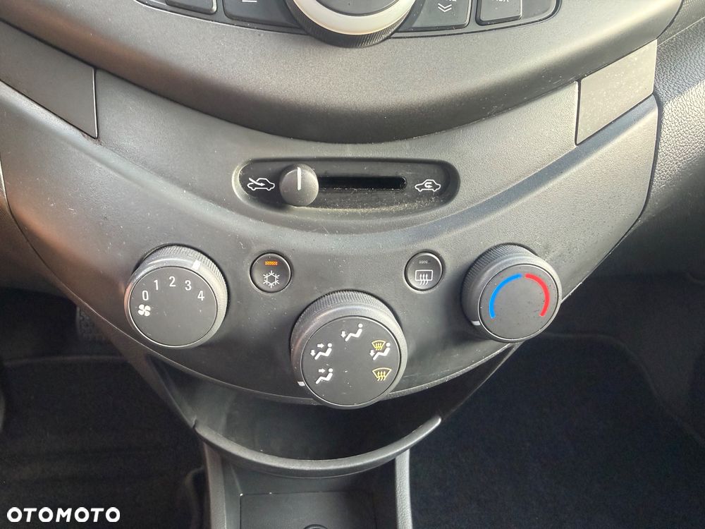 Chevrolet Spark 1.2 LS+ - 28
