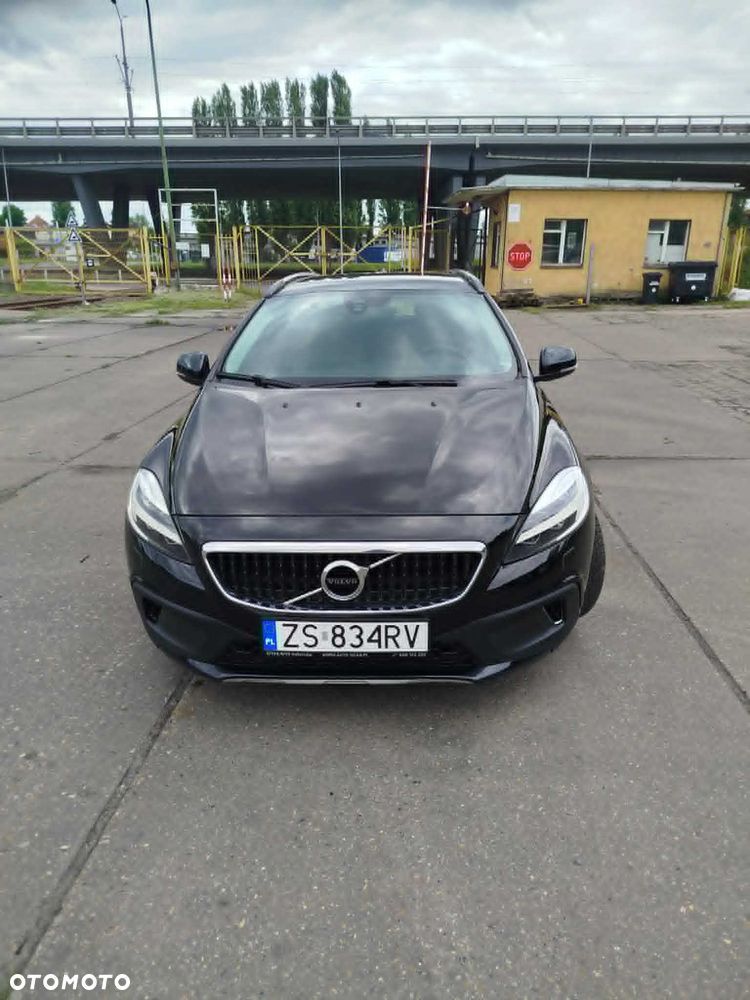 Volvo V40 Cross Country - 3