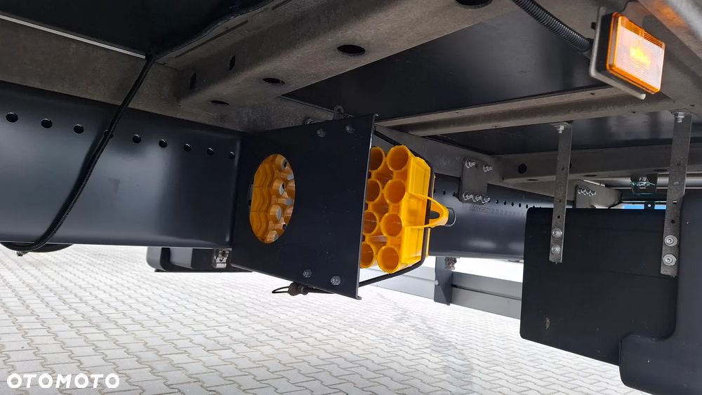 Scania P280 / DMC 18000 KG / FIRANKA / 20 PALET / 8.30 m / SALON PL / JAK NOWA ! - 16