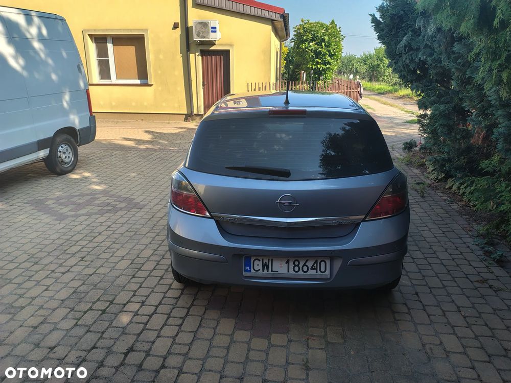 Opel Astra 1.6 Elegance - 4