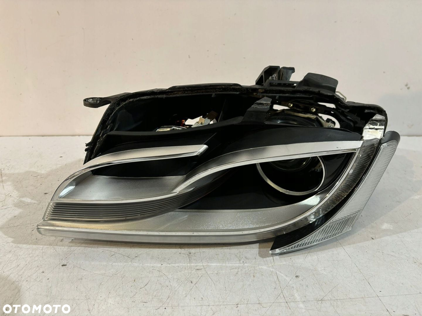 AUDI A5 8T Lampa Bi-Xenon skrętny Lewa - 16773 - 8
