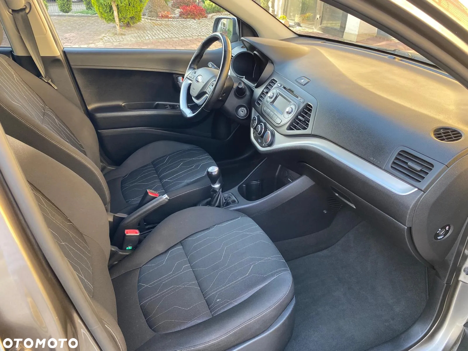 Kia Picanto 1.0 Dream Team Edition - 16