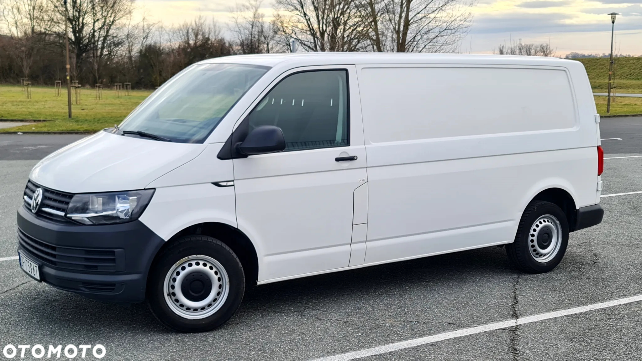 Volkswagen Transporter - 4