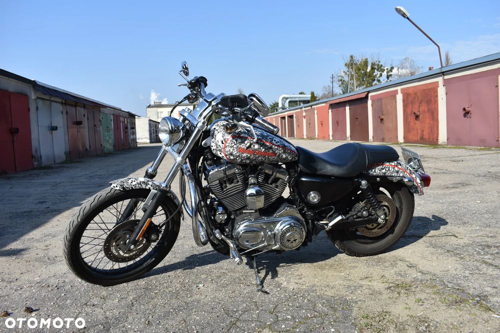 Harley-Davidson Sportster Custom 1200C - 4