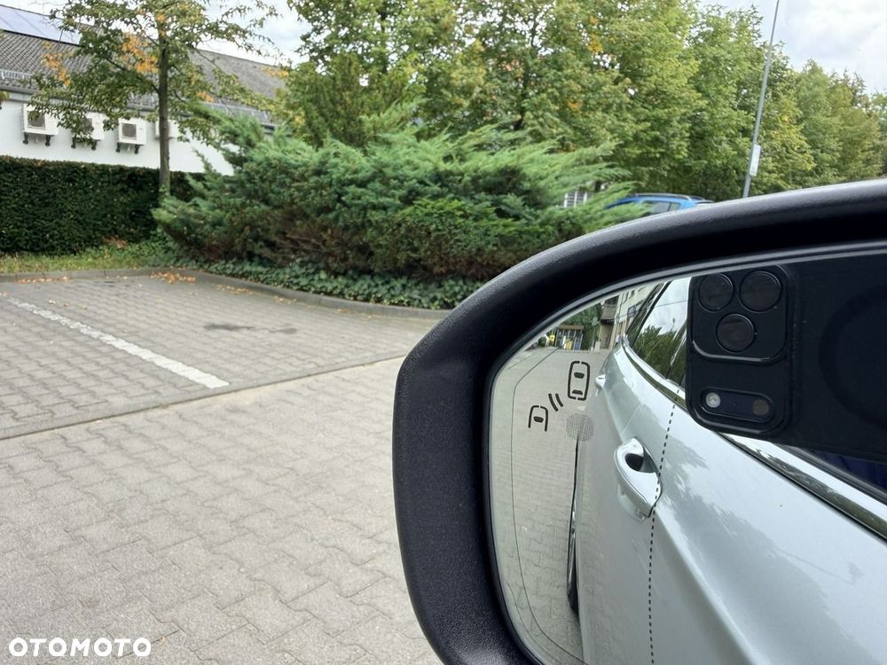 Ford Mondeo - 36