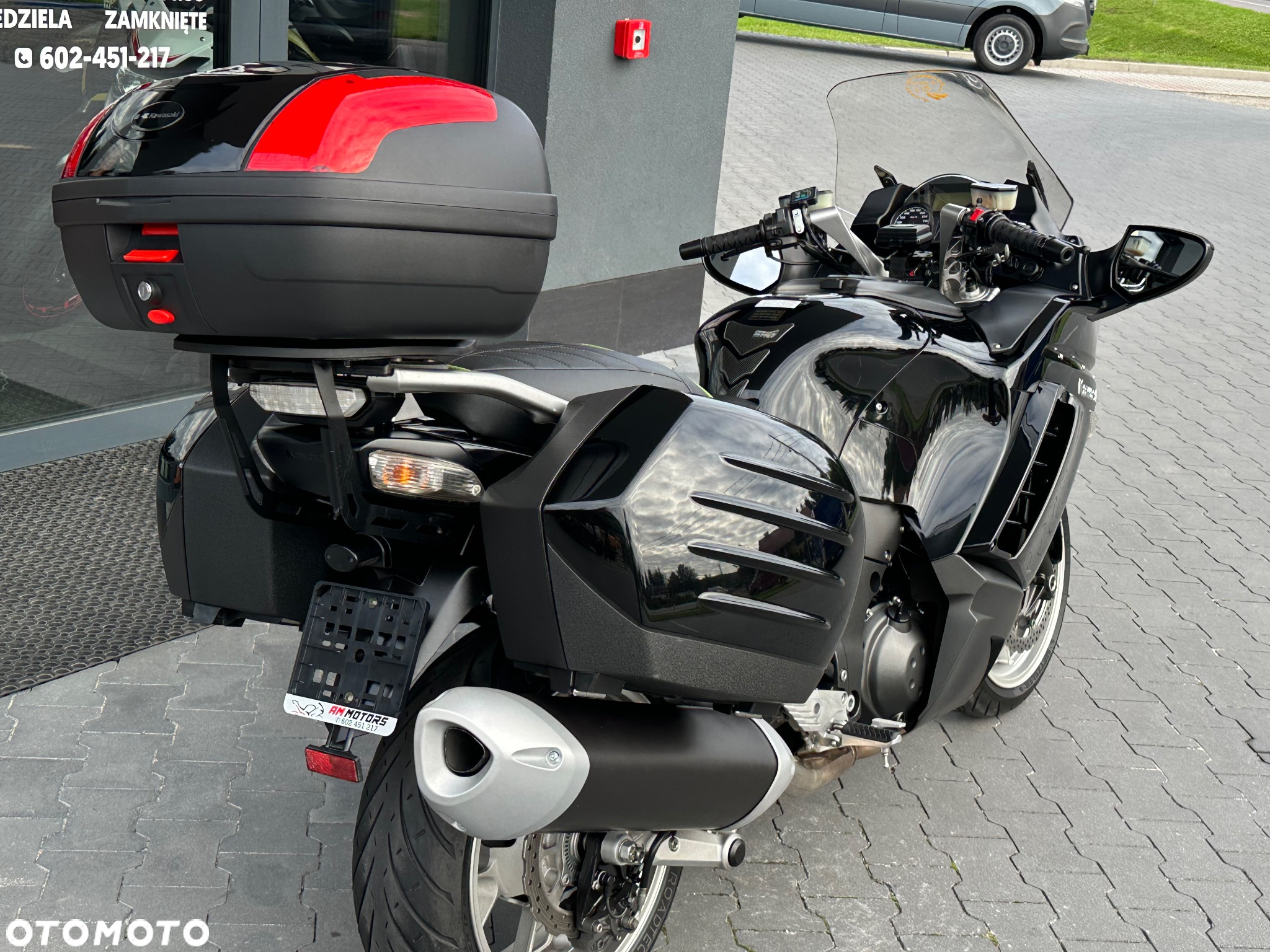 Kawasaki GTR - 5
