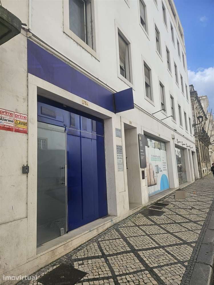 Loja no Coração da Baixa de Coimbra – Localização Premium! - Grande imagem: 5/10