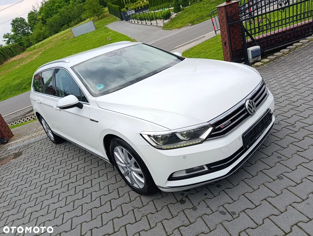Volkswagen Passat 2.0 TDI SCR 4Motion DSG Elegance - 3
