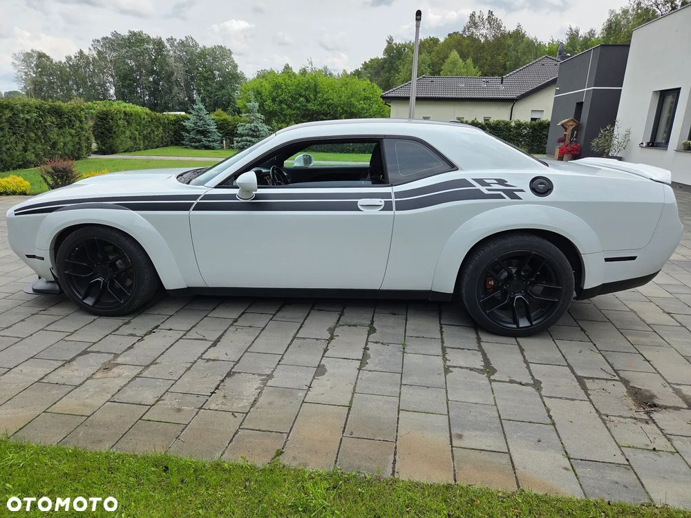 Dodge Challenger 5.7 R/T - 7