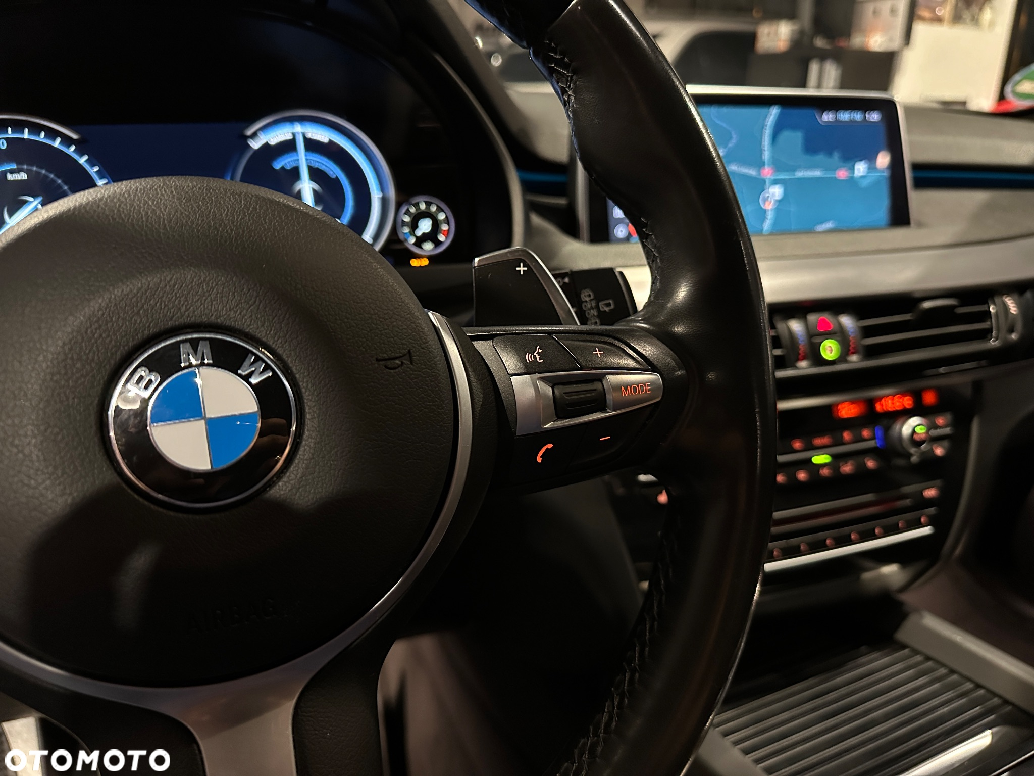 BMW X5 M M50d - 27