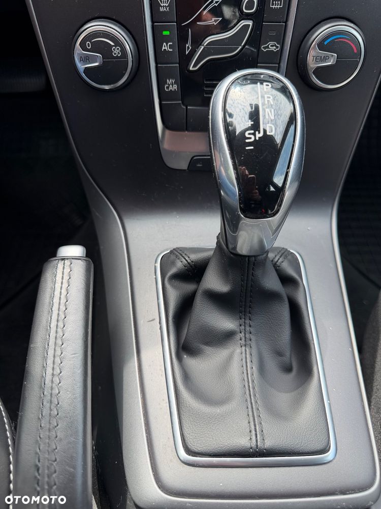 Volvo V40 - 28