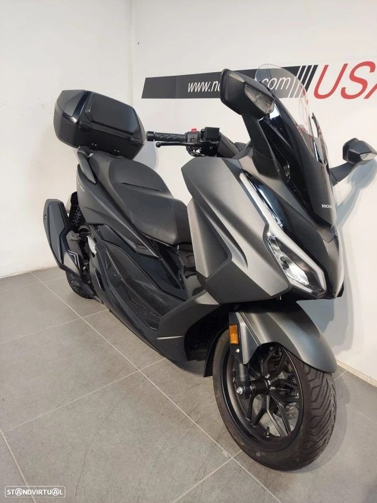 Honda Forza 350 - 4