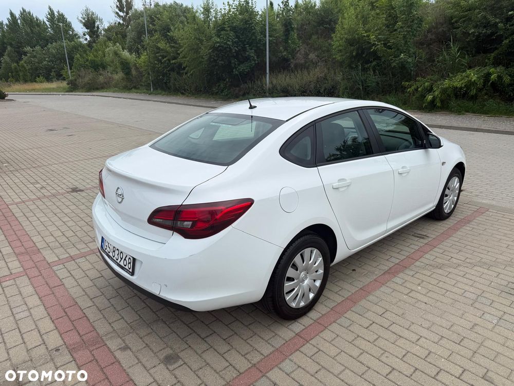 Opel Astra - 3